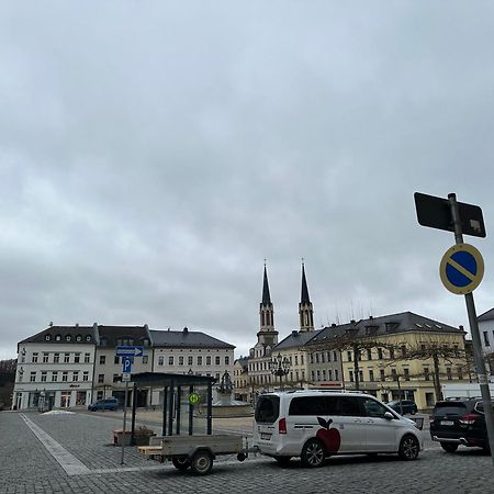 Ein Zimmer Wohnung Am Markt Oelsnitz  Экстерьер фото